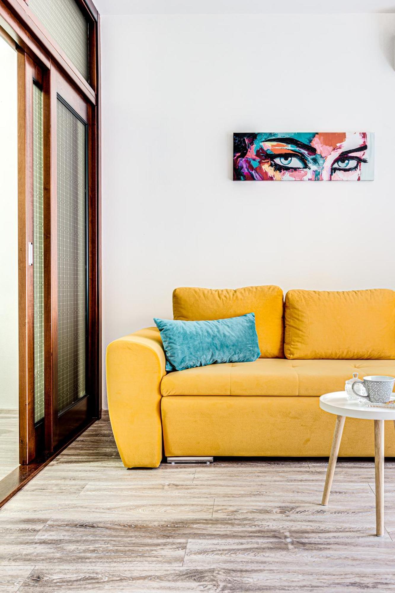 Ari - Ared Luxurious Apartments With Balcony & Free Parking Arad Kültér fotó