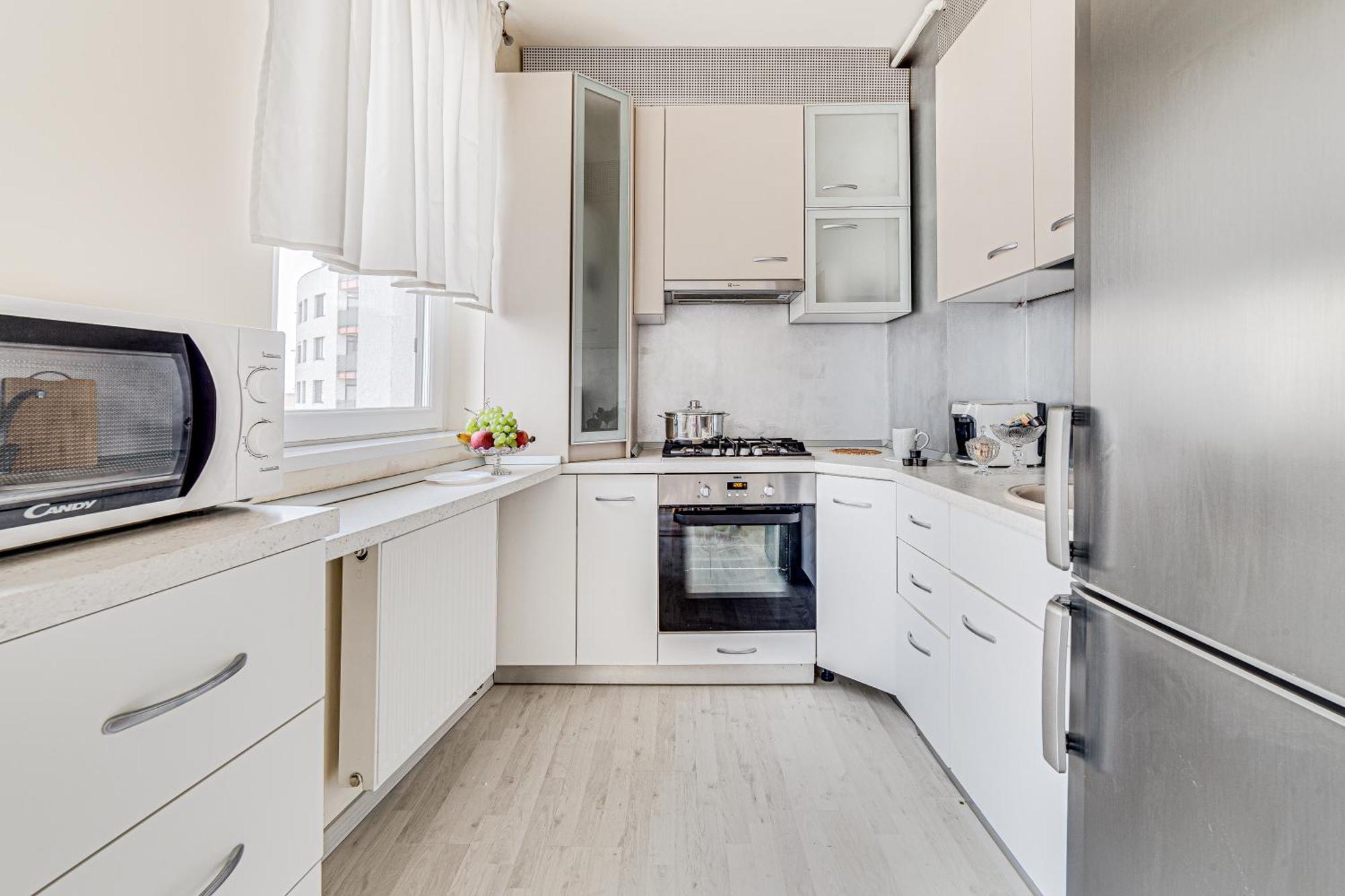 Ari - Ared Luxurious Apartments With Balcony & Free Parking Arad Kültér fotó