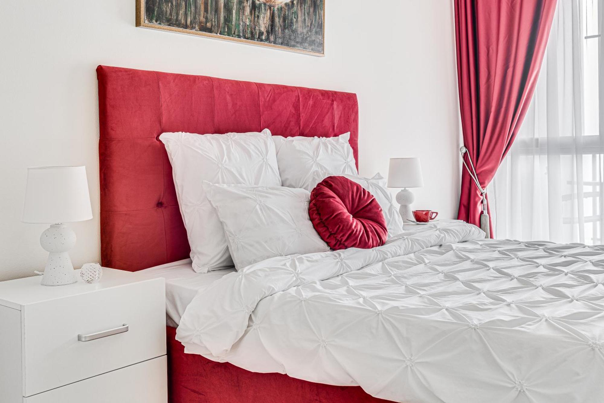 Ari - Ared Luxurious Apartments With Balcony & Free Parking Arad Kültér fotó