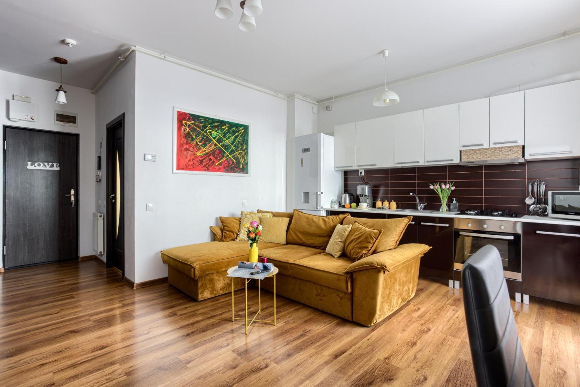 Ari - Ared Luxurious Apartments With Balcony & Free Parking Arad Kültér fotó